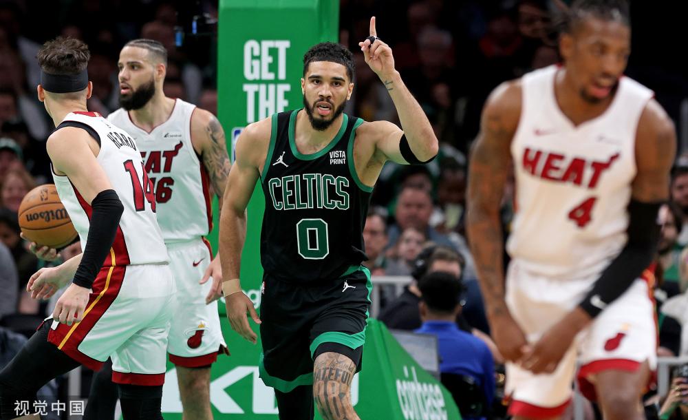 成员执掌蓝 成员执掌蓝