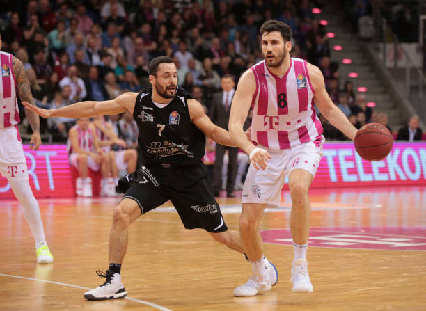 进入季后赛 进入季后赛