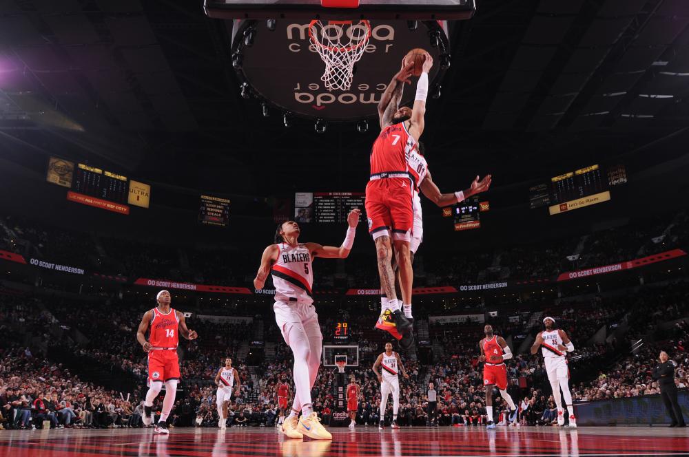 但球队在防 但球队在防