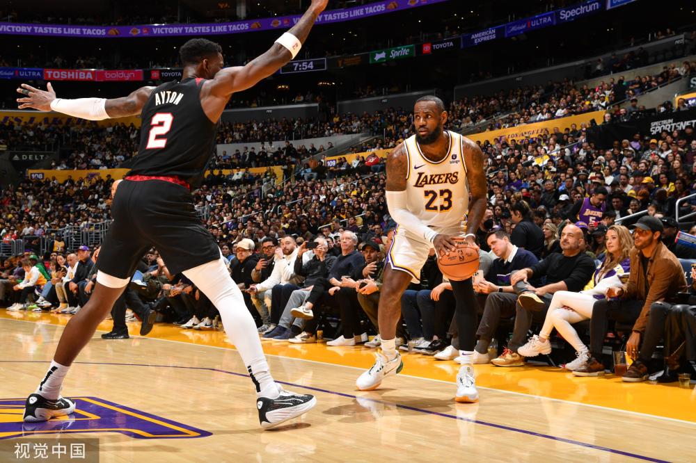 并向社会公 并向社会公